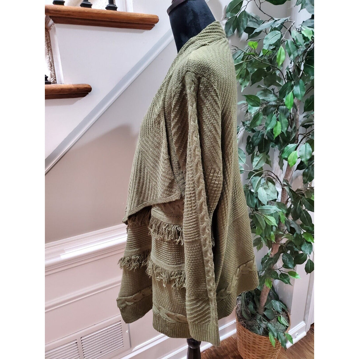 Signature 1 Studio Women Olive Green Acrylic Long Sleeve Open Front Cardigan 1X