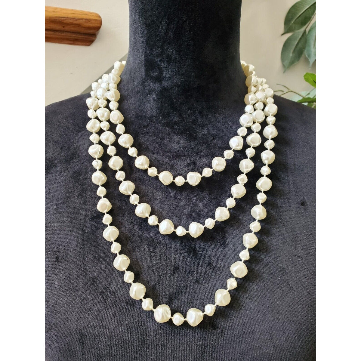Extra Long White Beaded Pearl Fashion Jewelry Necklace