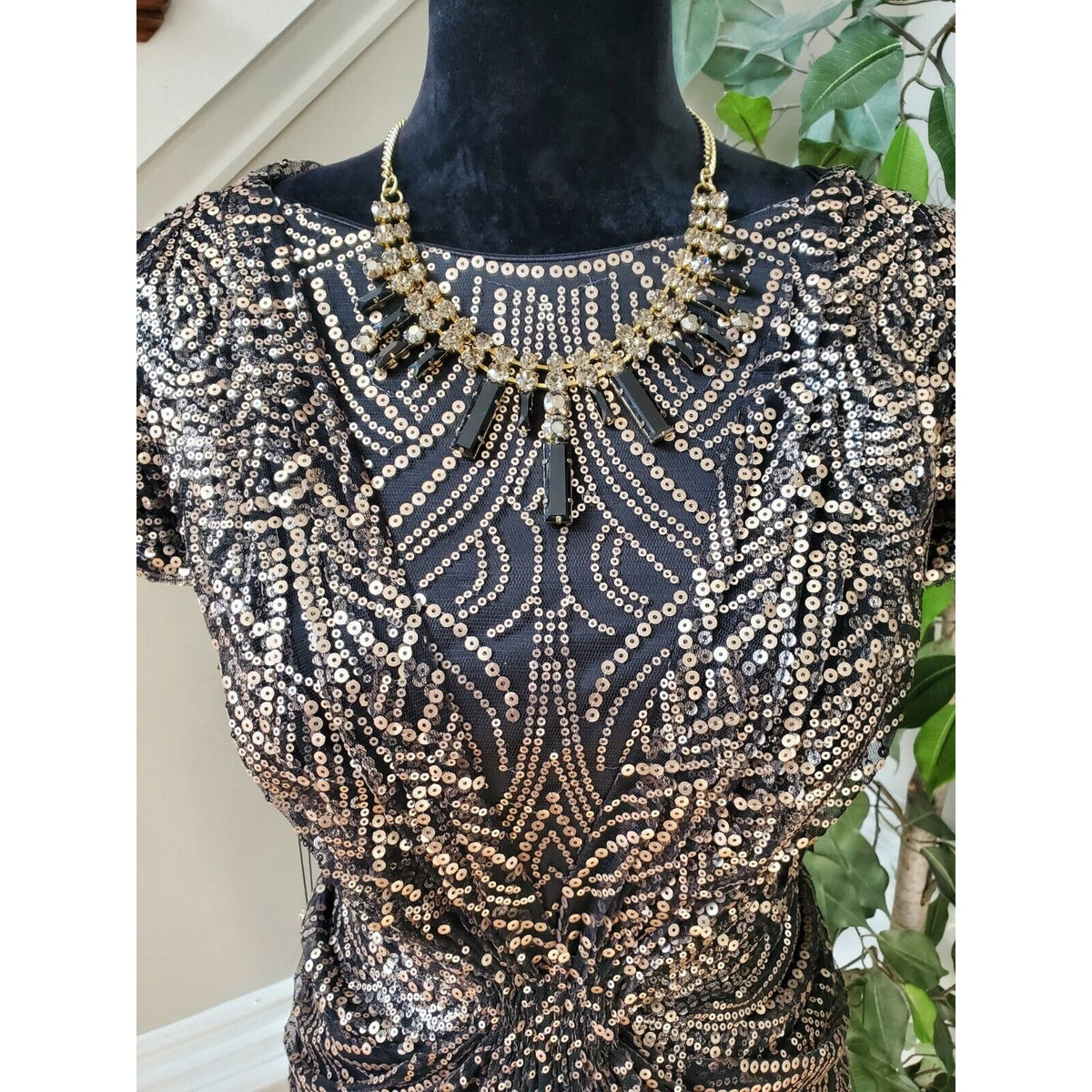 Tadashi Shoji Women's Black Boat Neck Short Sleeve Knee Length Dress Size Small