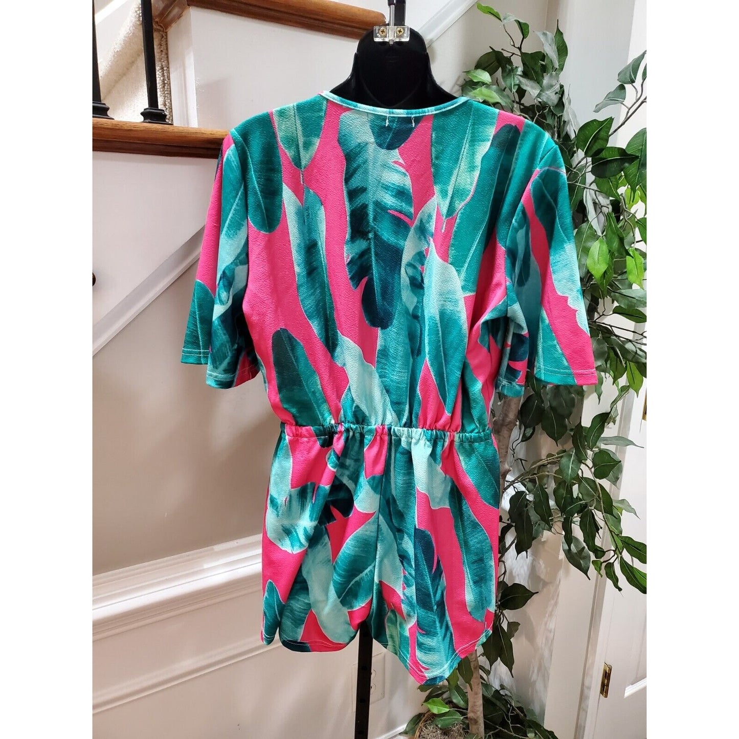 Famulily Women's Pink & Blue 100% Polyester V-Neck 3/4 Sleeve Casual Romper L