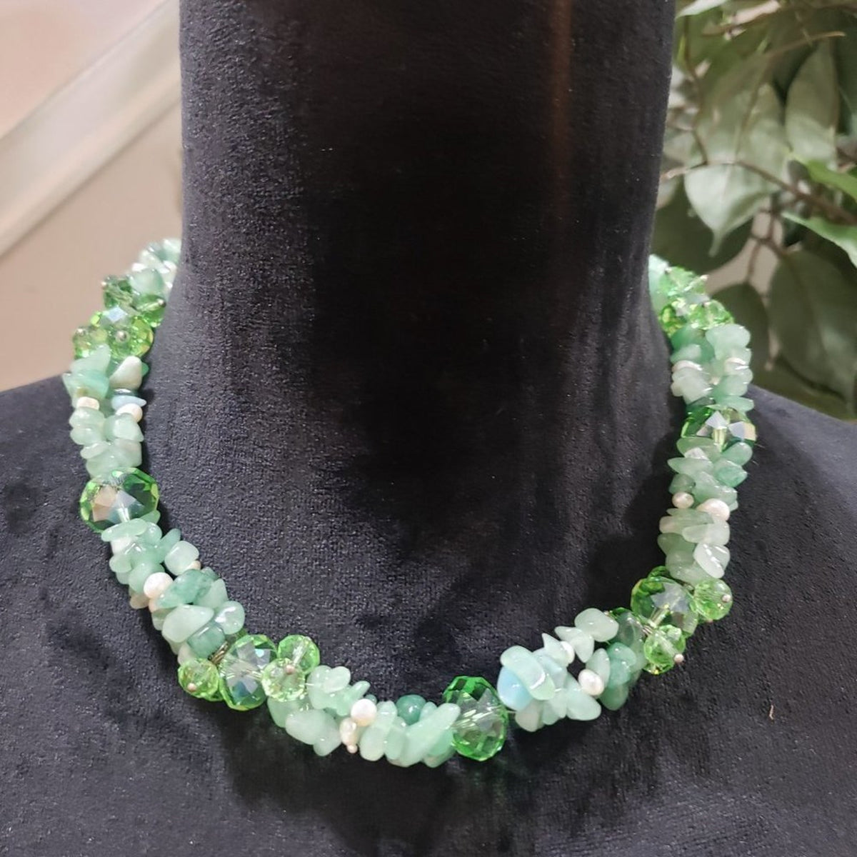 Women's Green Aventurine Chip & Beaded Necklace
