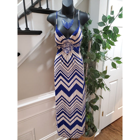 Gievergate Women's Beige & Blue Sweetheart Neck Sleeveless Long Maxi Dress M