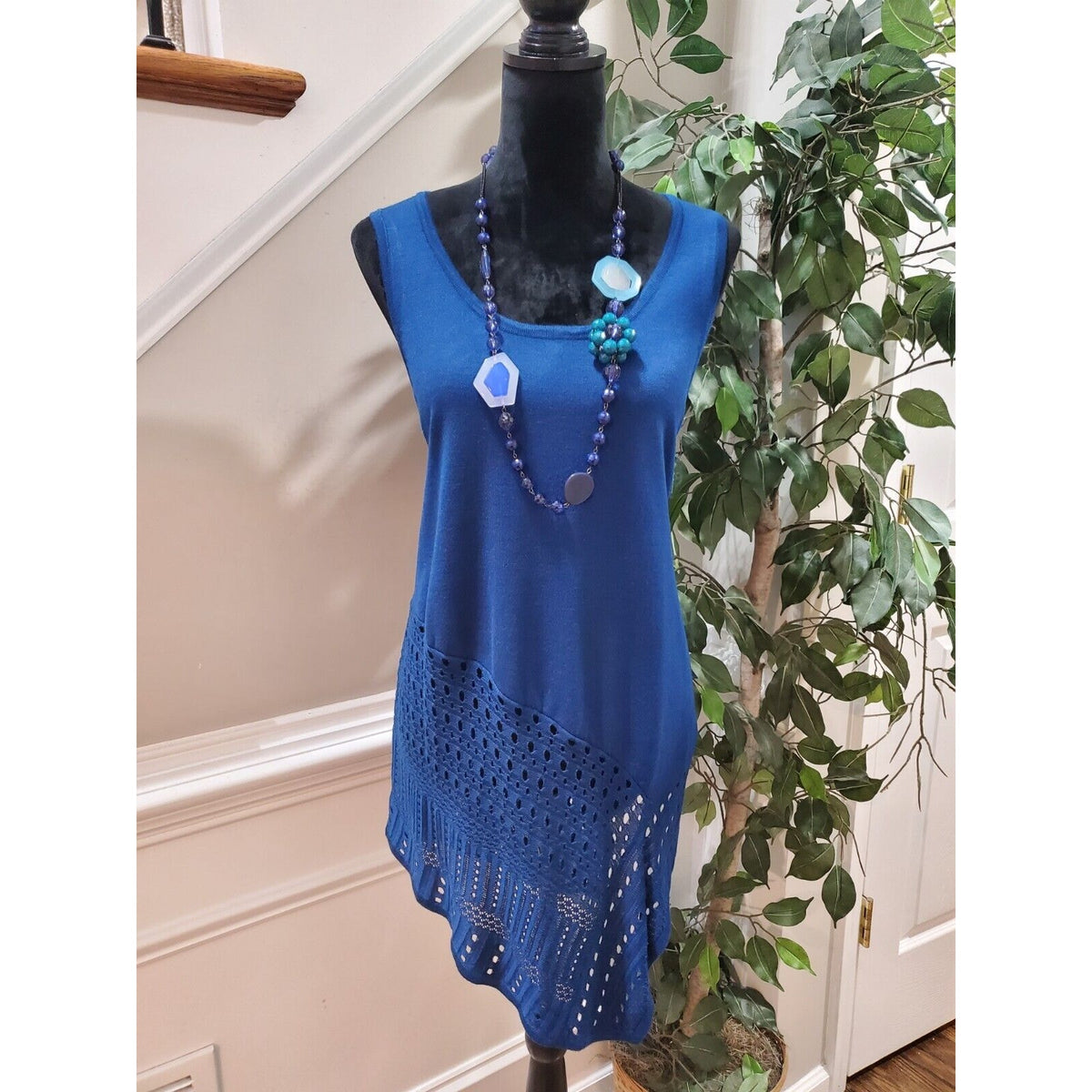 Grace Elements Women's Blue Rayon Scoop Neck Sleeveless Casual Top Blouse Size M