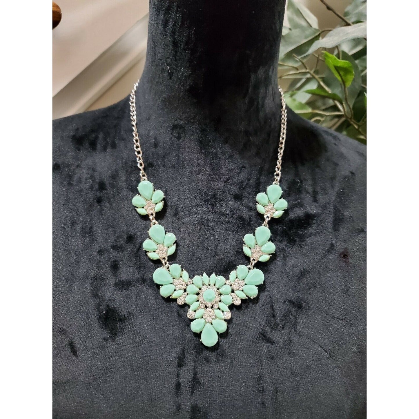 Fancy Floral Tear Drop Shape Turquoise Beaded Necklace
