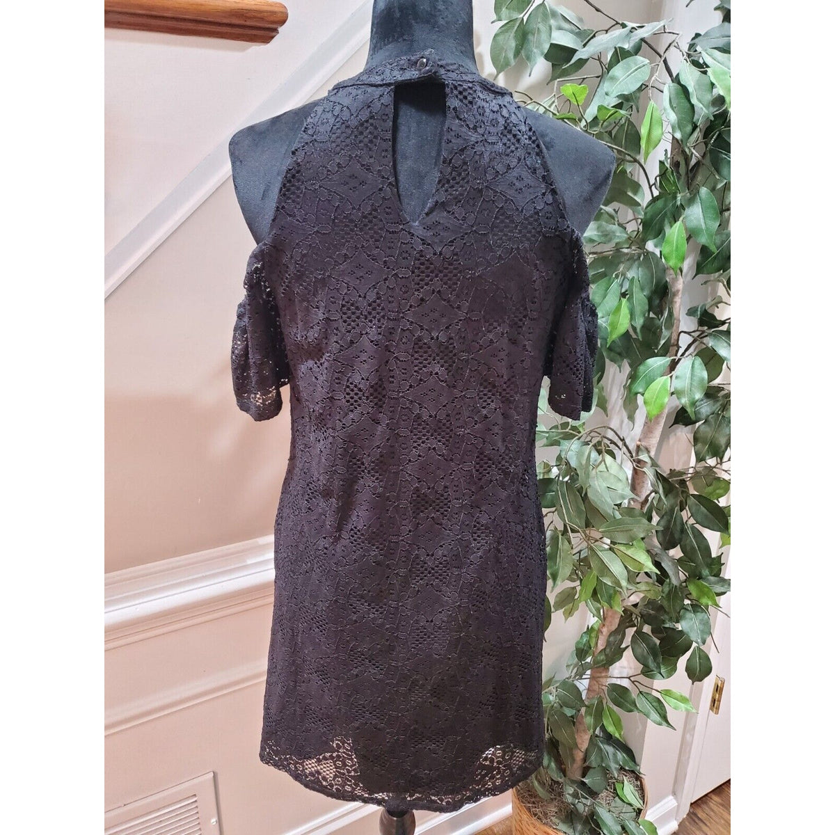 Blue Rain Women's Black Nylon Round Neck Short Sleeve Casual Knee Length Dress S