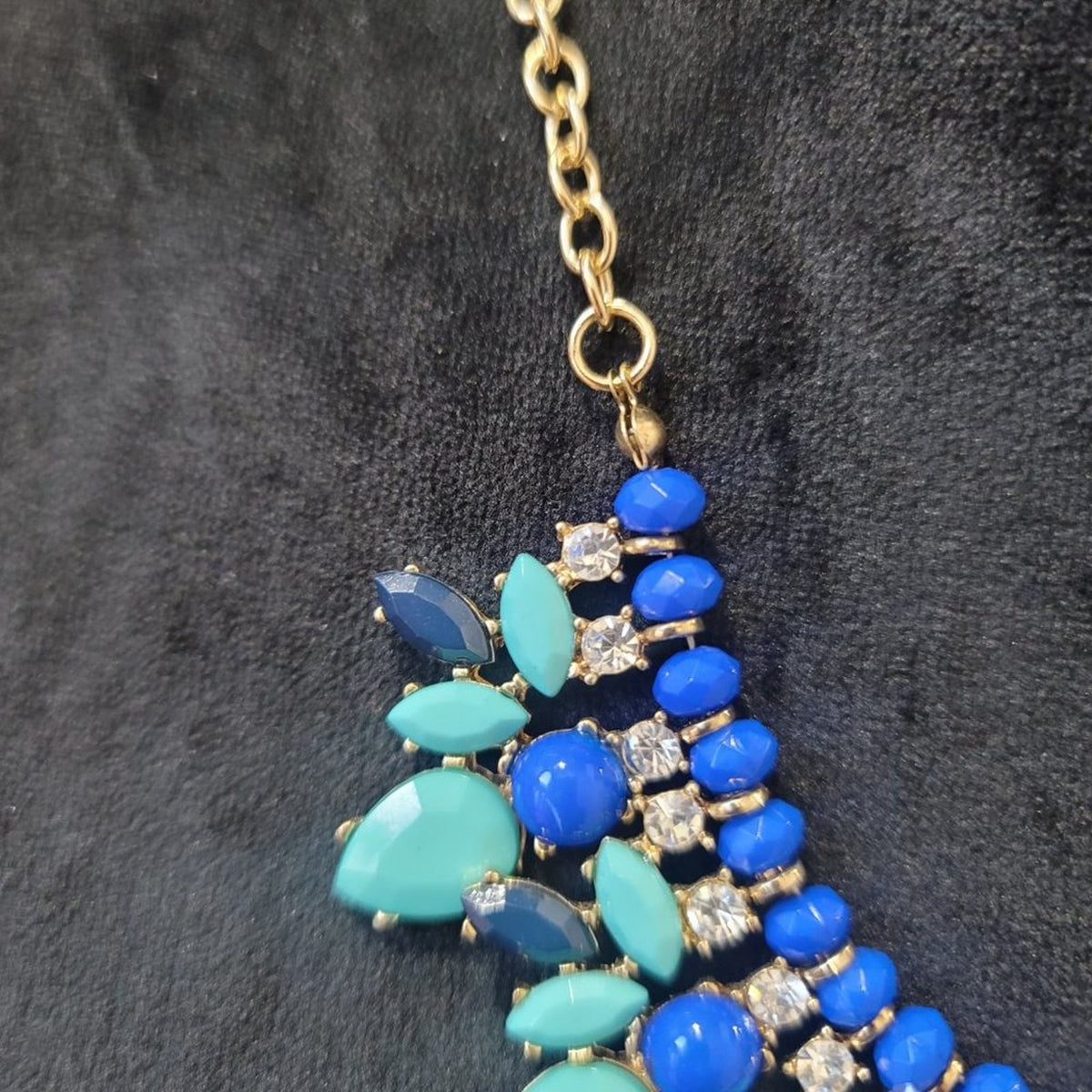 Women's Blue & Clear Teardrop Cluster Stylish Fashion Necklace