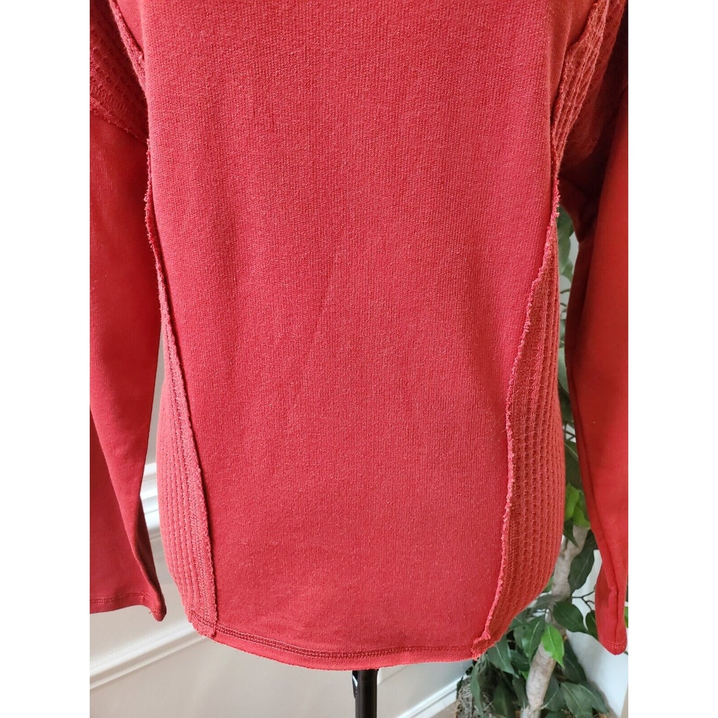 Wonderly Women's Red Cotton Round Neck Long Sleeve Pullover Knit Sweater Size M