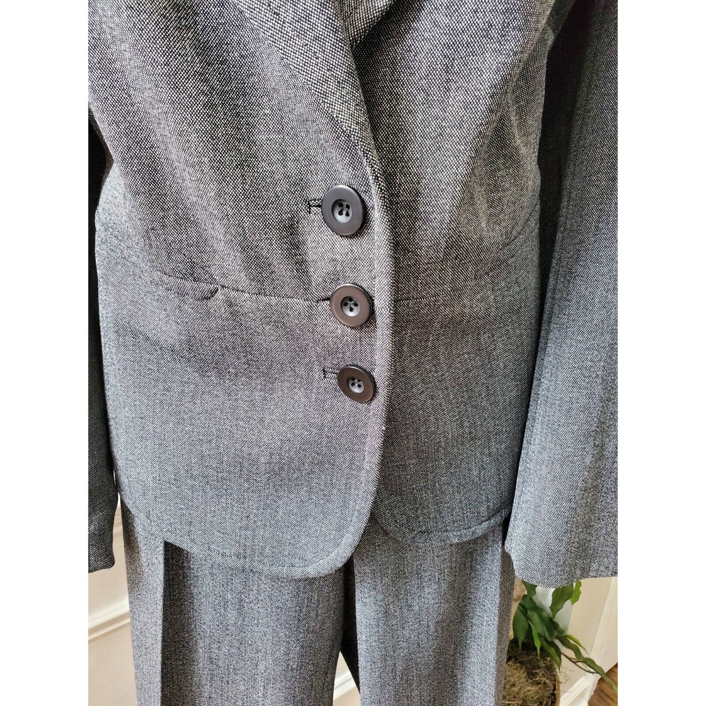 Lane Bryant Women's Gray Polyester Single Breasted Blazer & Pant 2 Piece Suit 16