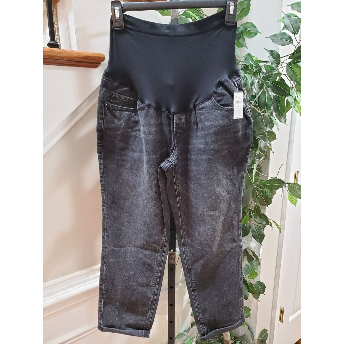 Old Navy Women's Black Cotton Pockets Maternity Straight Leg Capri Jeans Size 8S