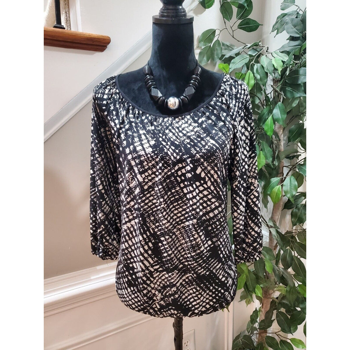 Michael Kors Women Black & White Polyester Scoop Neck Long Sleeve Top Blouse S/P