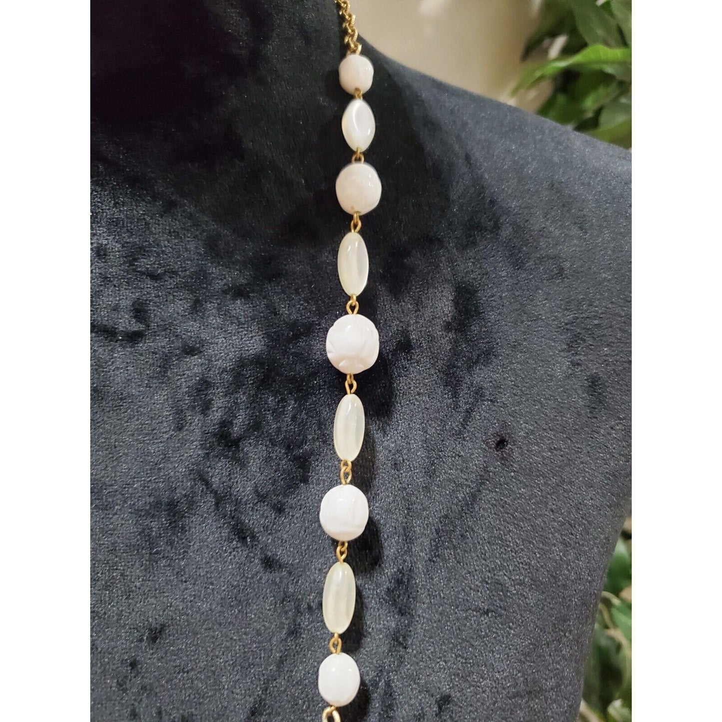 Women's Jumper Golden Eggshell Long Pearl Business Wear Stylish Necklace