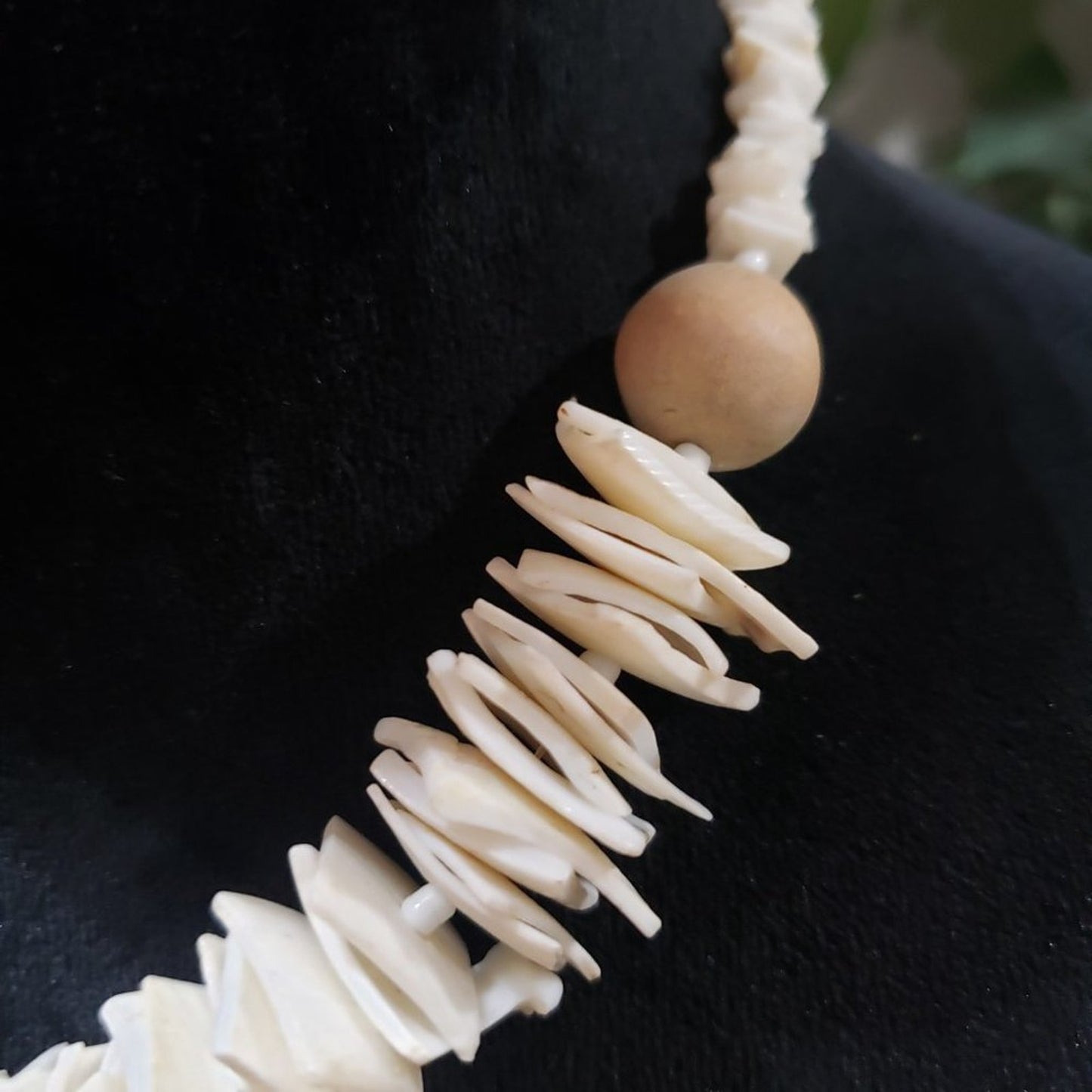 Womens Fashion White Shell Chip and Seed Beaded Choker Necklace w/ Lobster Clasp