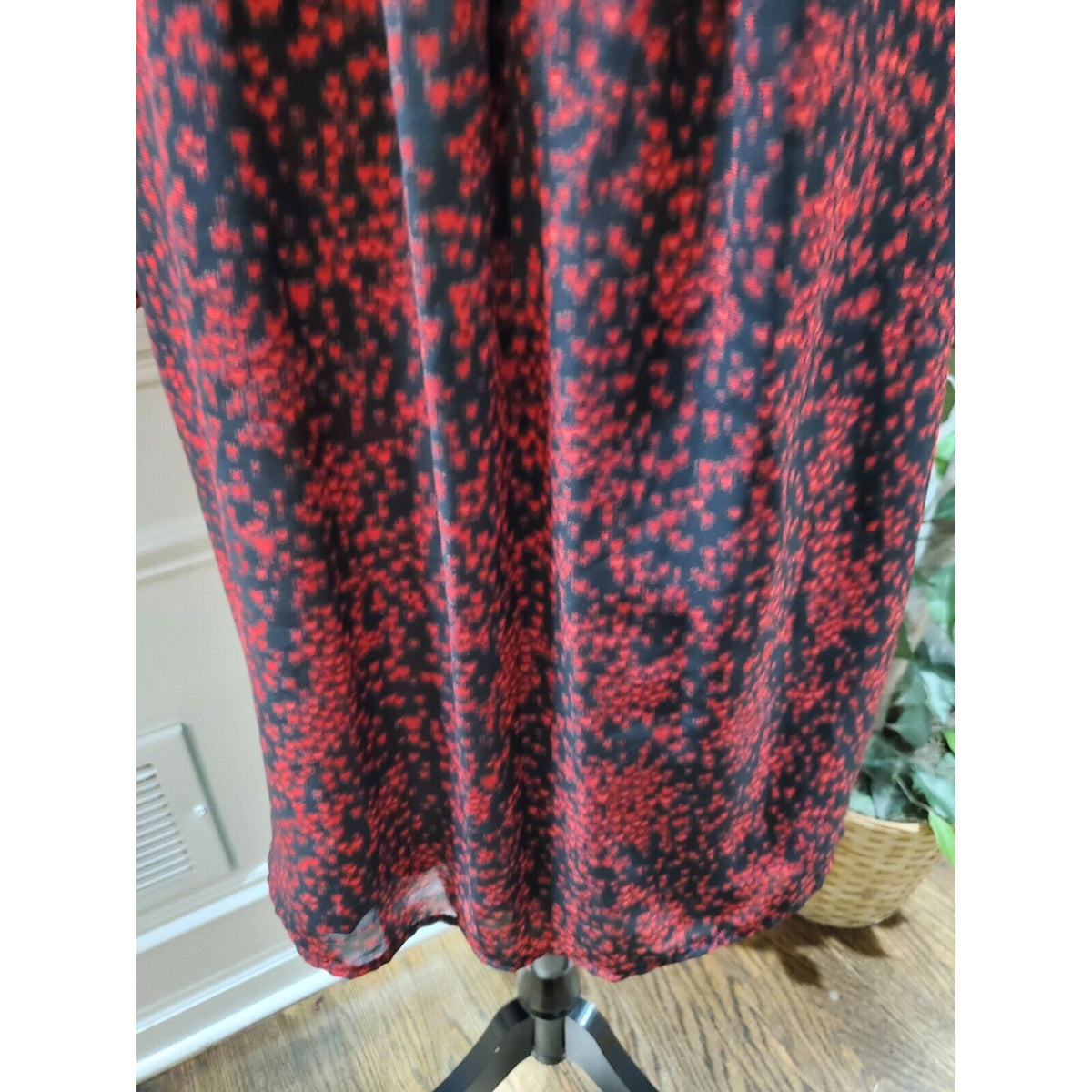 Beach Lunch Lounge Kelsea Babydoll Black & Red V-Neck Long Sleeve Dress L/G/G