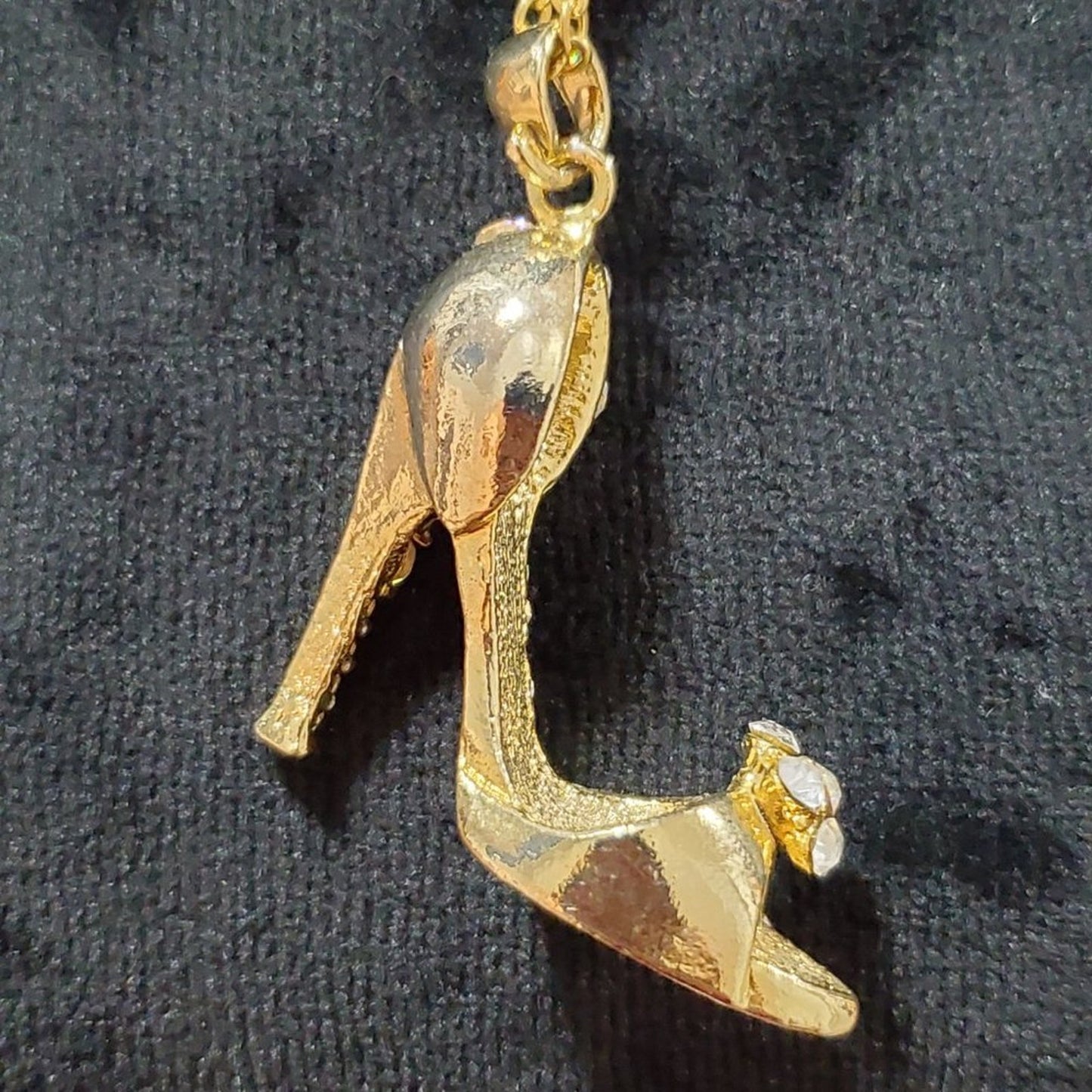 Women's Gold Tone Beaded High Heel Fashion Pendant Necklace
