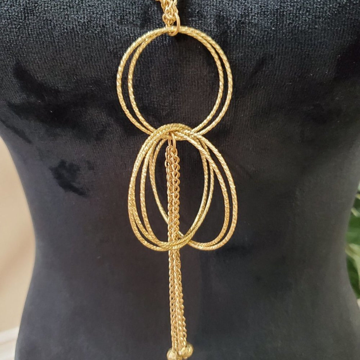 Women's Gold Tone Double Layer Geomatric Pattern Chain Necklace