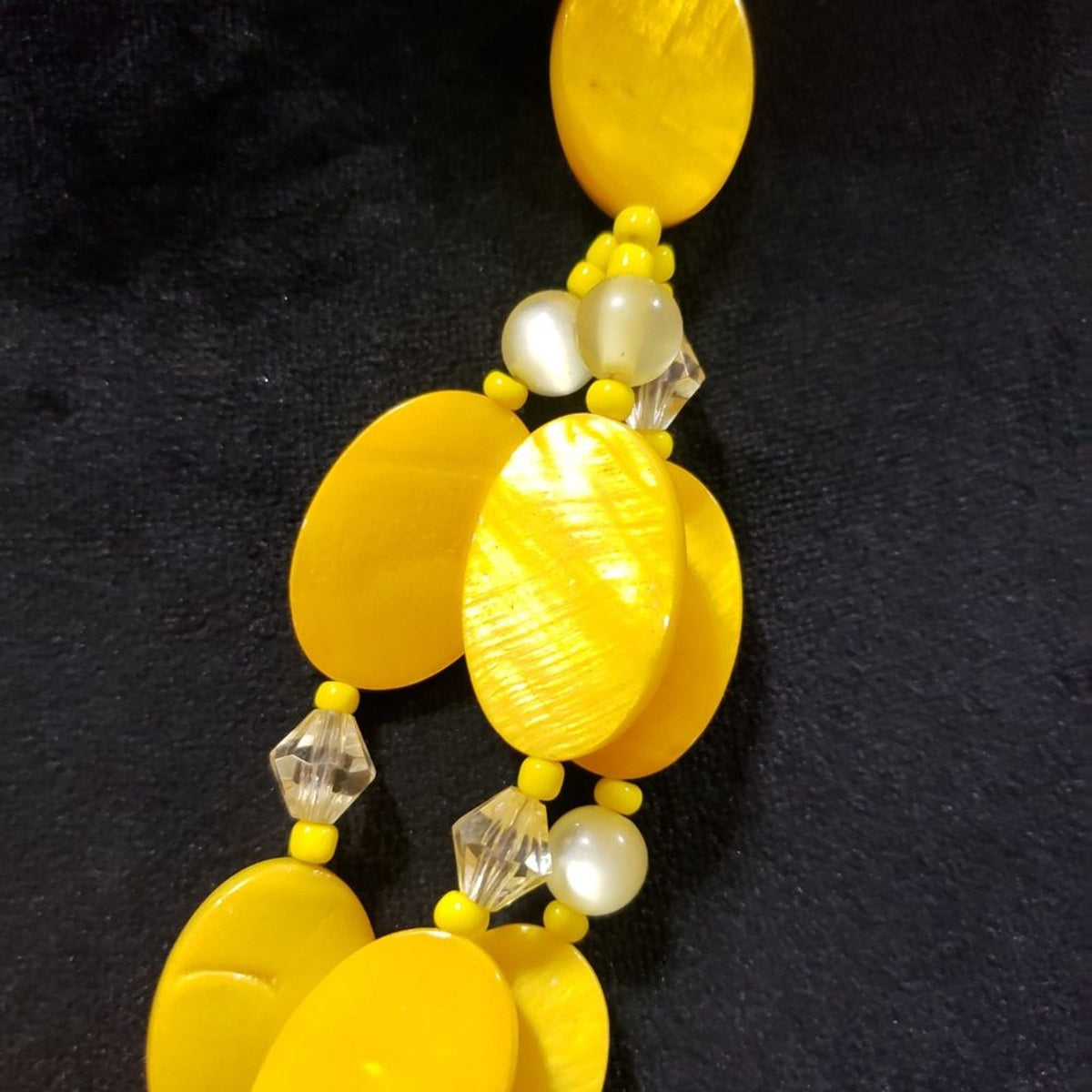 Womens Fashion Yellow Color Rhinestone Beaded Collar Necklace with Lobster Clasp