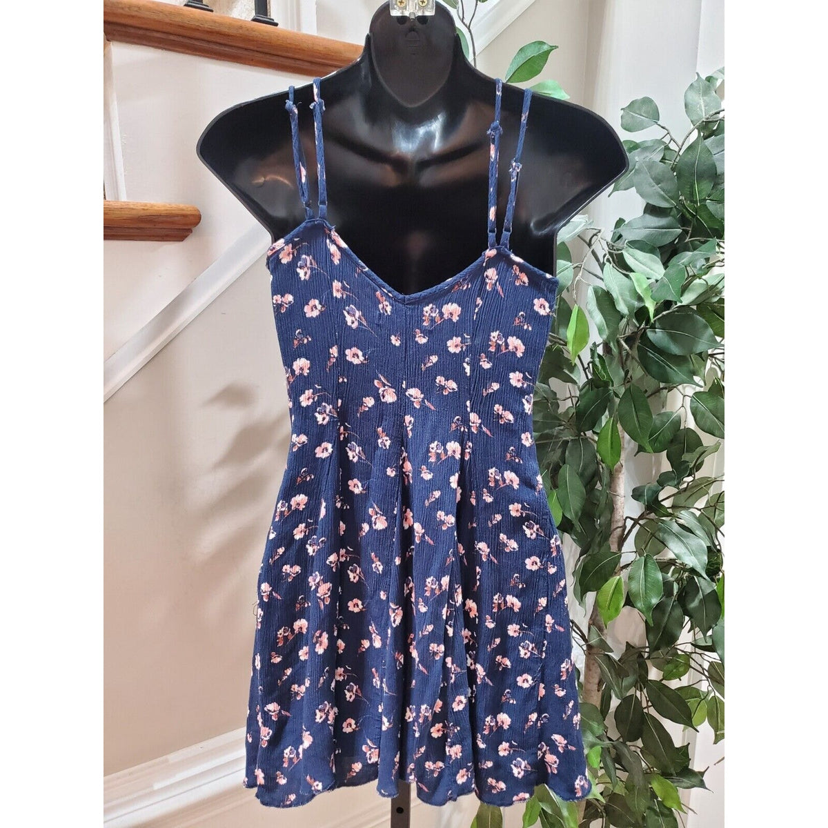 American Eagle Outfitters Women Blue V-Neck Sleeveless Knee Length Dress Size 4