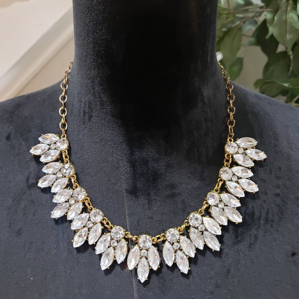 Crystals Rhinestone Antique Gold Color Metal Statement Choker Necklace