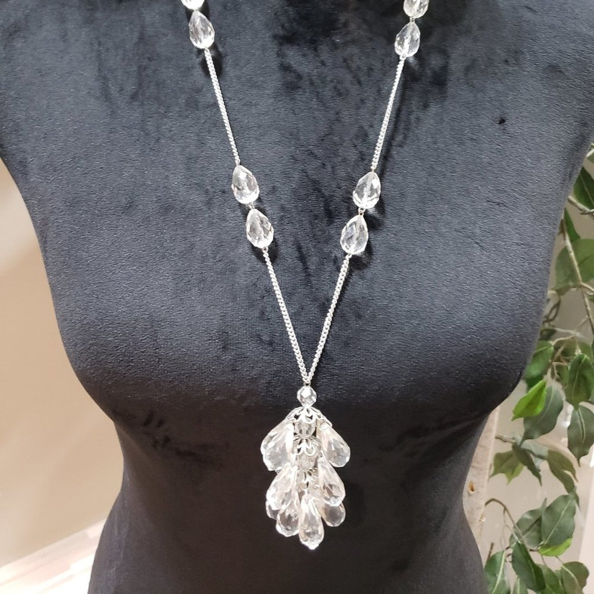 Womens Fashion Clear Tone Crystal Teardrop Pendant Necklace with Lobster Clasp