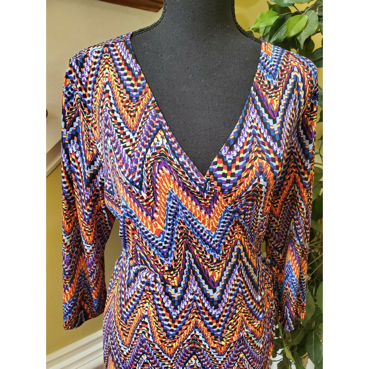Emma & Michelle Colorful Chevron Full Wrap Dress Large