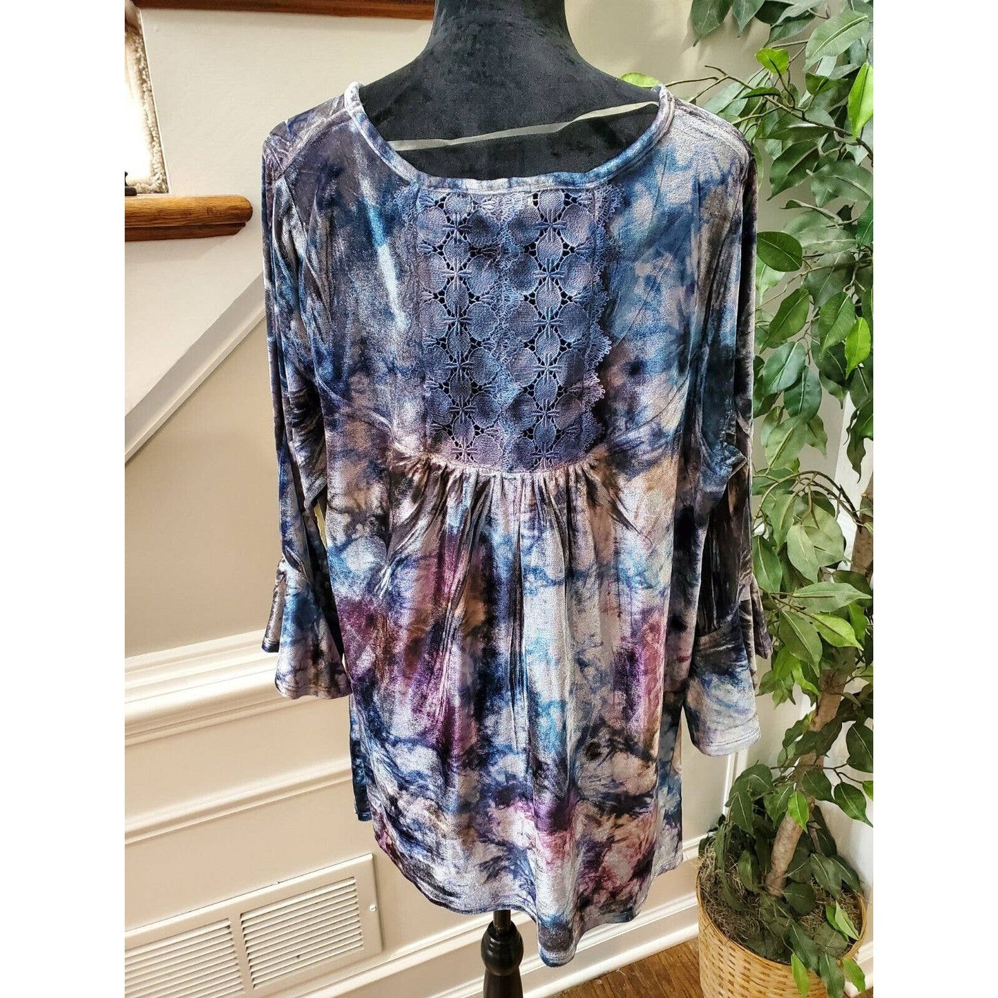 One World Women Multicolor Polyester Long Sleeve Scoop Neck Pullover Sweater 1X