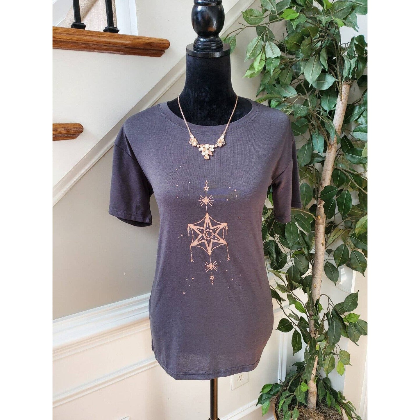 SHEIN Women's Gray Polyester Crew Neck Short Sleeve Casual Top Shirt Size Medium