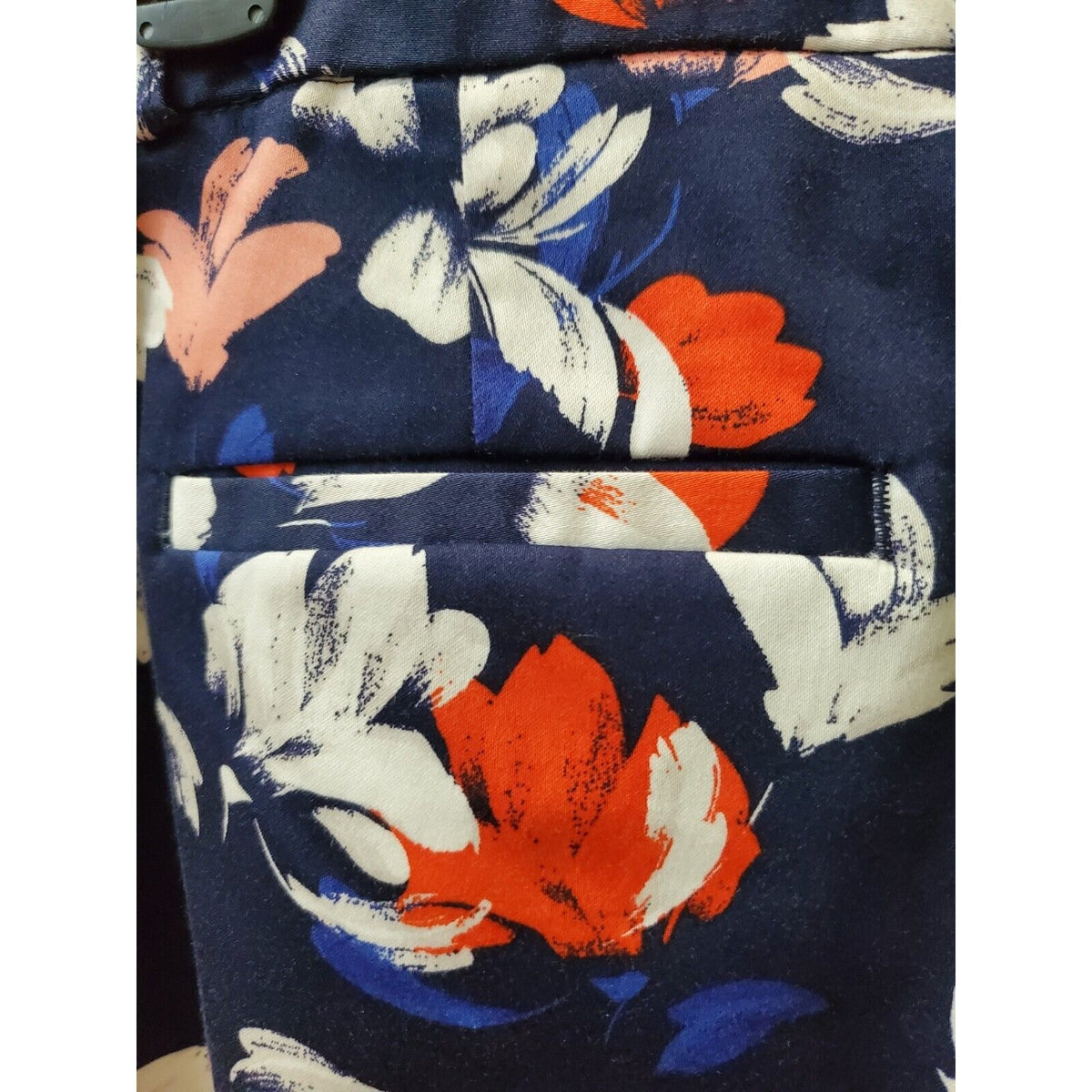Banana Republic Women's Blue Floral Casual High Rise Straight Leg Pants Size 4