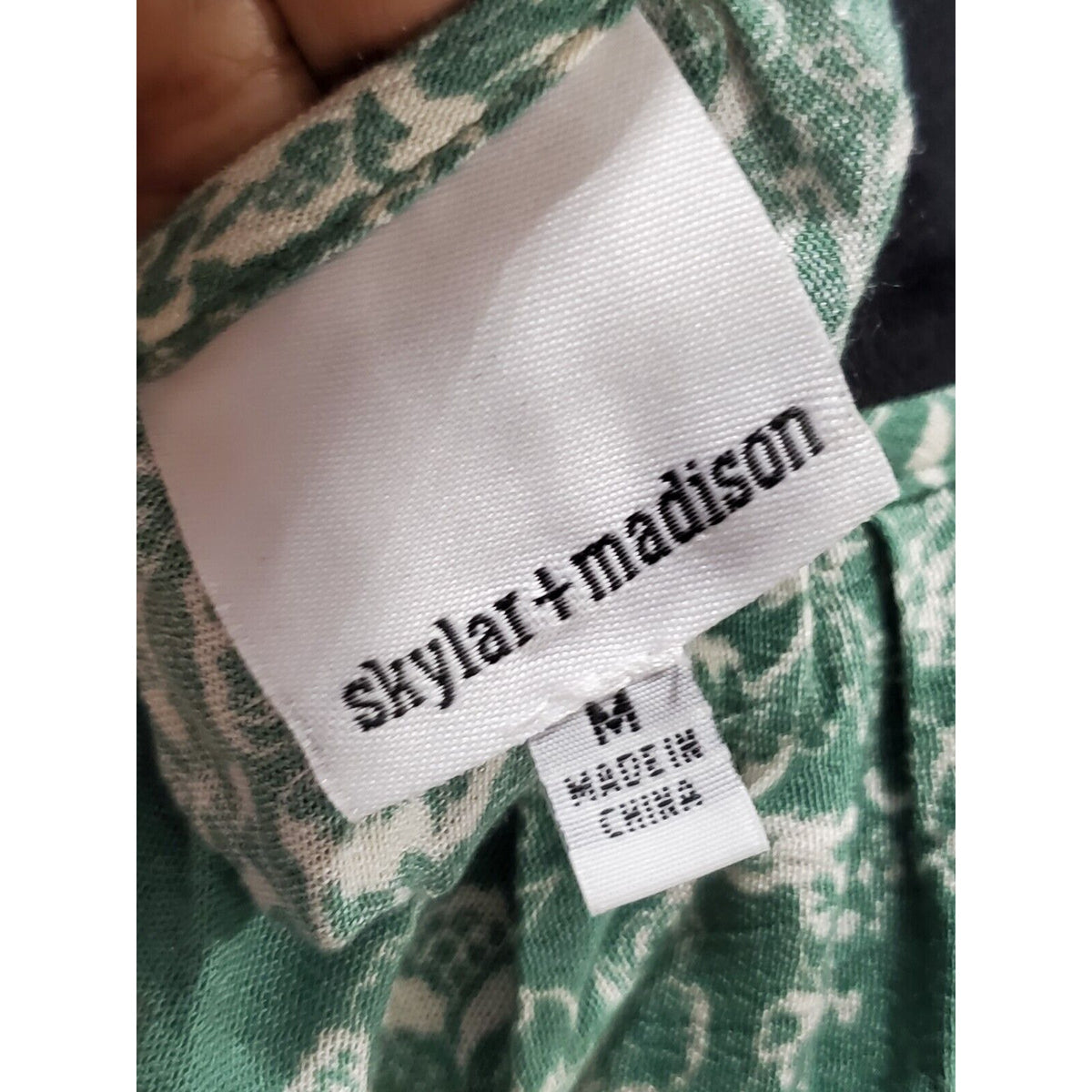 Skylar + Madison Women's Green Floral Rayon Round Neck Long Sleeve Knee Length M