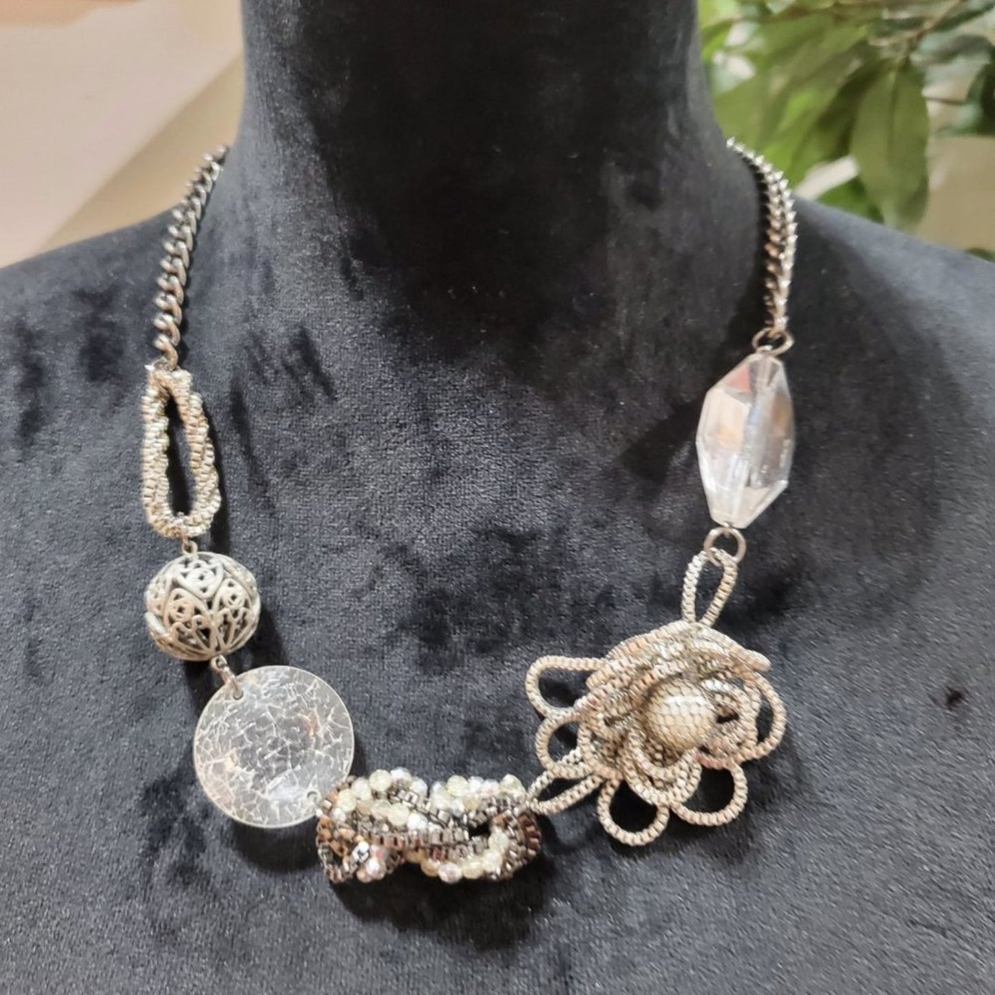 Women's Silver Beaded Geometric Luxury Jewelry Necklace