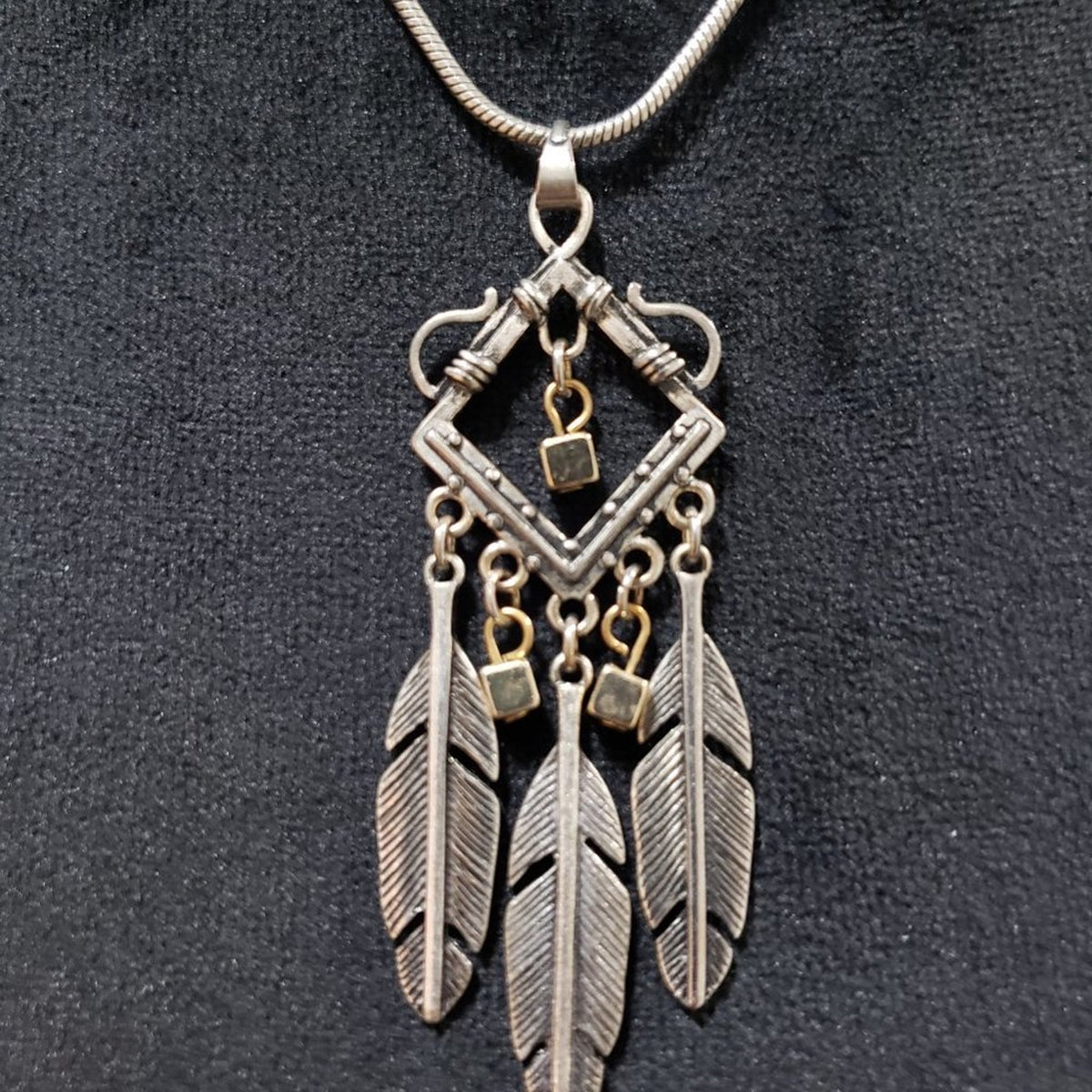 Womens Boho & Hippie Style Silver Gold Tone Stylish Feather Pendant Necklace