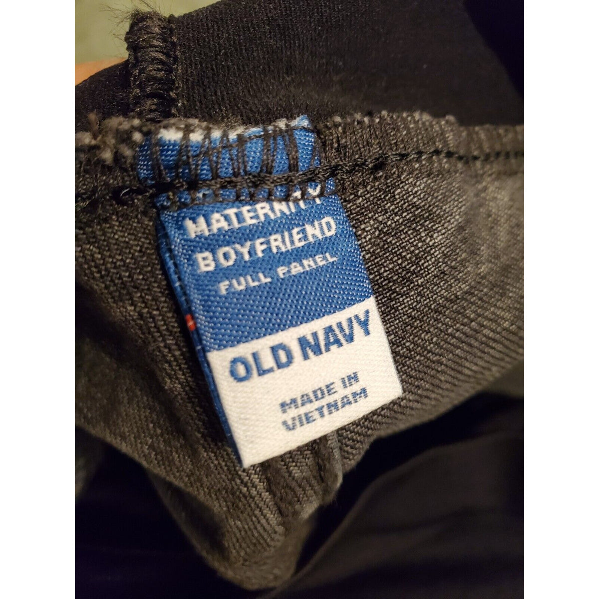 Old Navy Women's Black Cotton Pockets Maternity Straight Leg Capri Jeans Size 8S