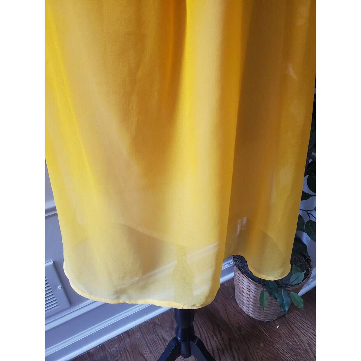Jaquline Women Yellow Polyester Scoop Neck Sleeveless Casual Top Blouse Size 2X