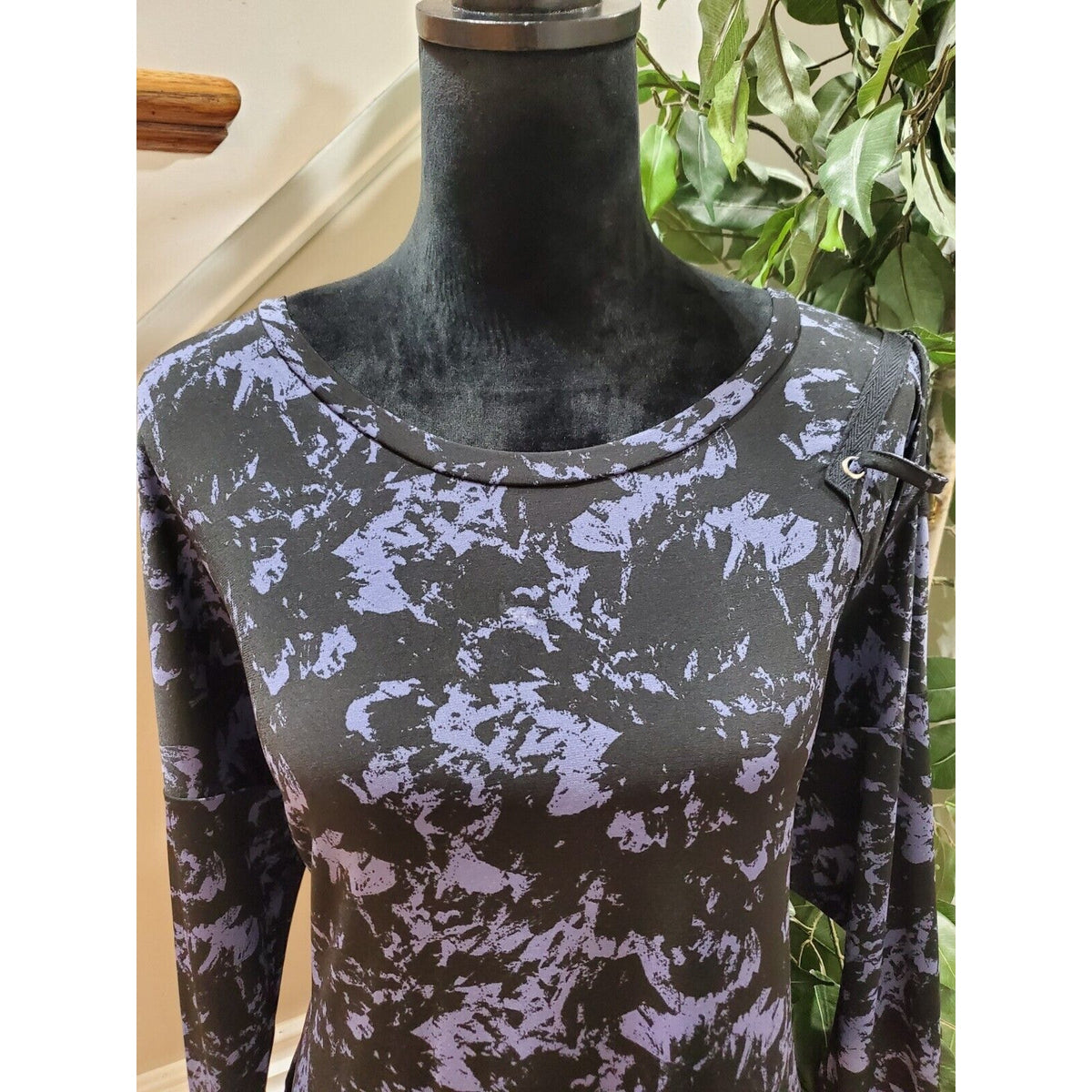 Livi Women Black & Purple Long Sleeve Top Blouse Asymmetrical Back Tie 14/16
