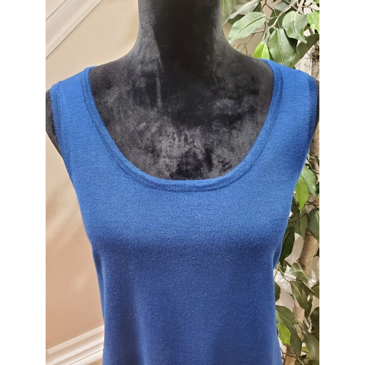 Grace Elements Women's Blue Rayon Scoop Neck Sleeveless Casual Top Blouse Size M