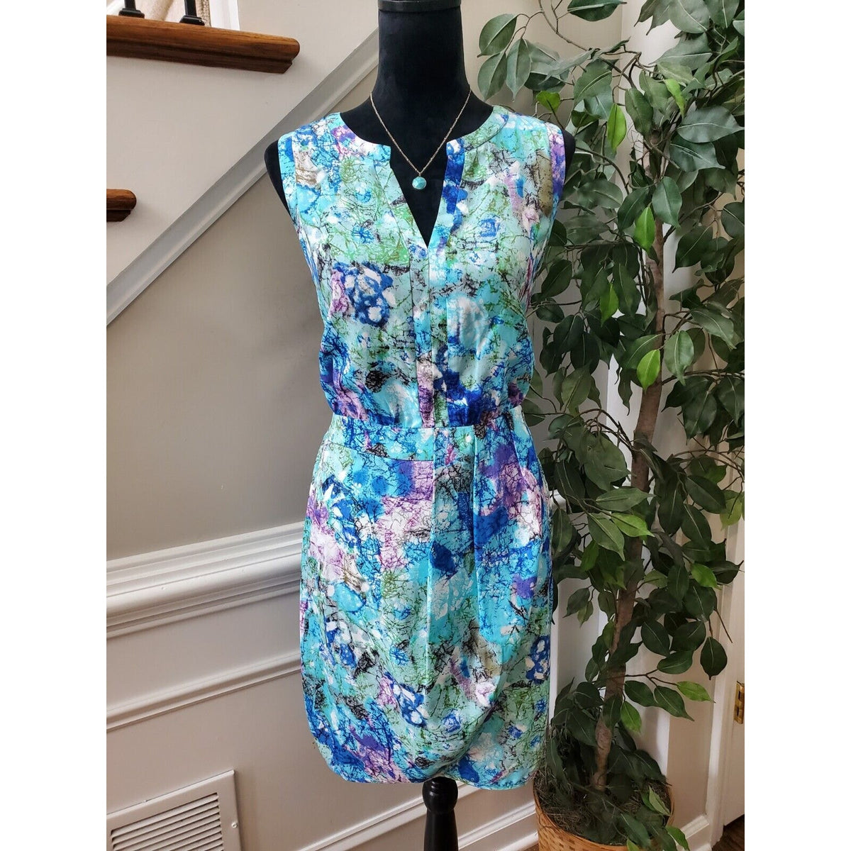 Charlie Jade Women Multicolor Polyester V-Neck Sleeveless Knee Length Dress L/G