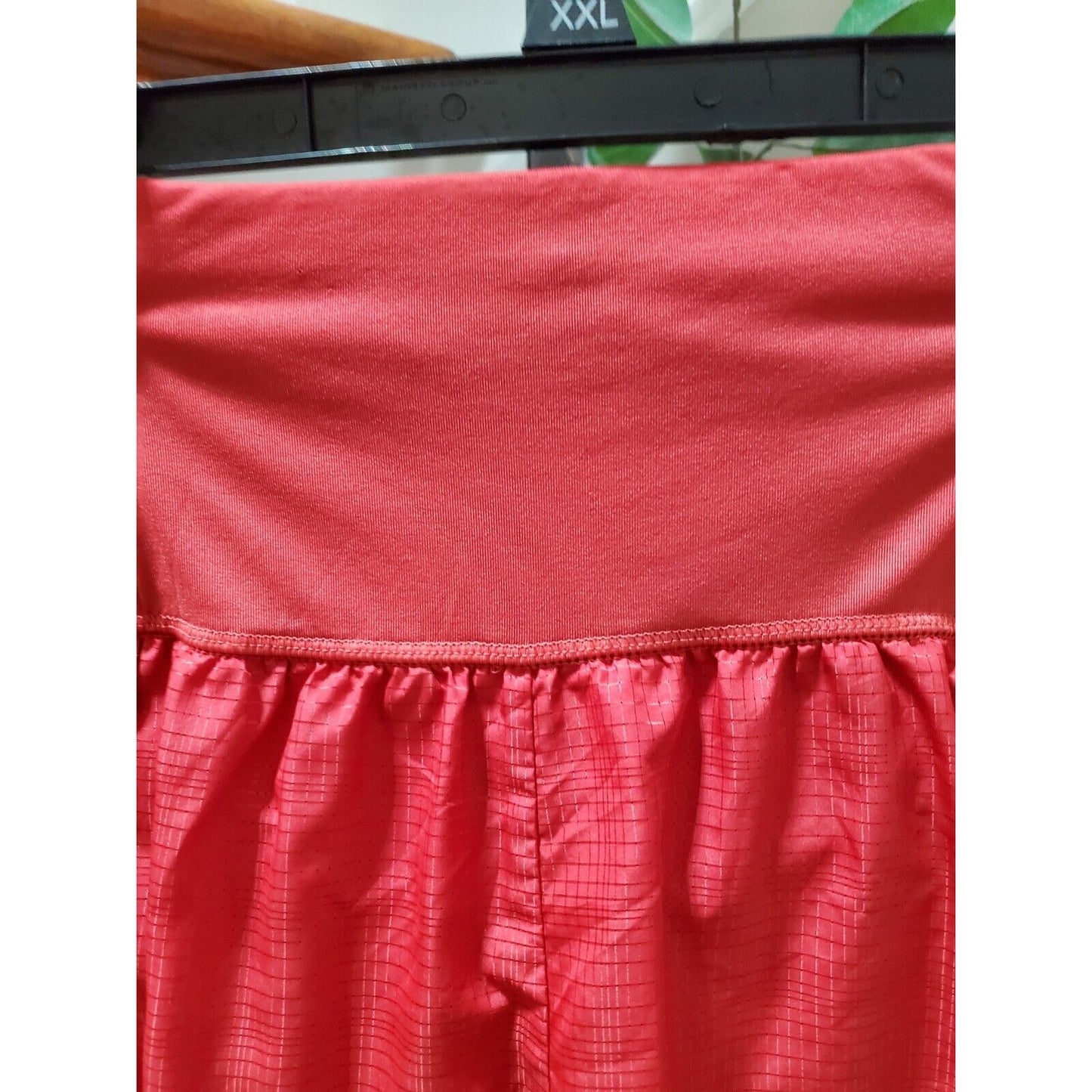 All in Motion Women's Red Polyester Casual Comfort Waist Active Wear Shorts S