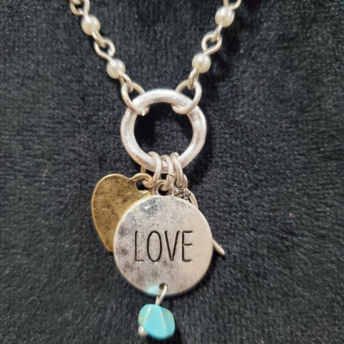 Womens Silver Luxury Love Healing Lotus Heart Charm Pendant Necklace