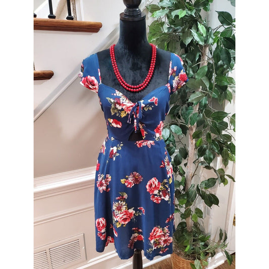 Xhilaration Women's Blue Floral Rayon V Neck Sleeveless Knee Length Dress Large