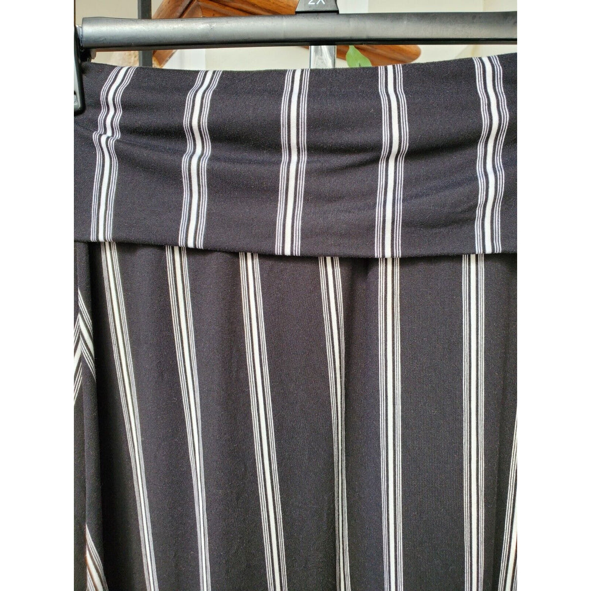 NYC Women Black Striped Polyester Pull On A-Line Casual Long Maxi Skirt Size L