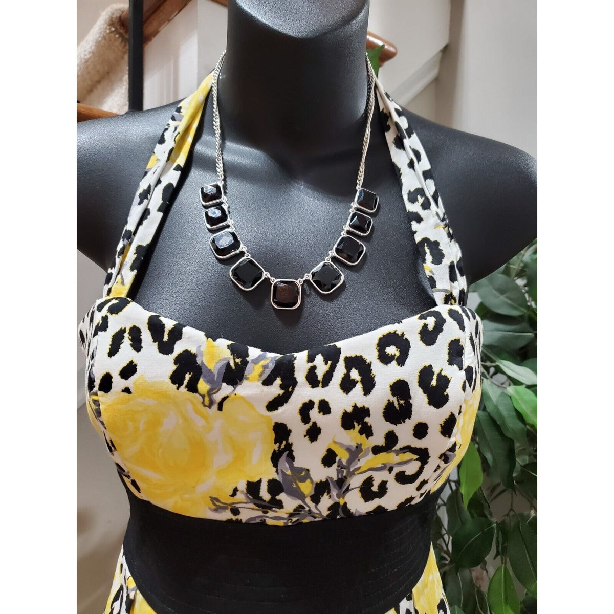 City Triangles Women Yellow & Black Halter Neck Casual Knee Length Dress Size S