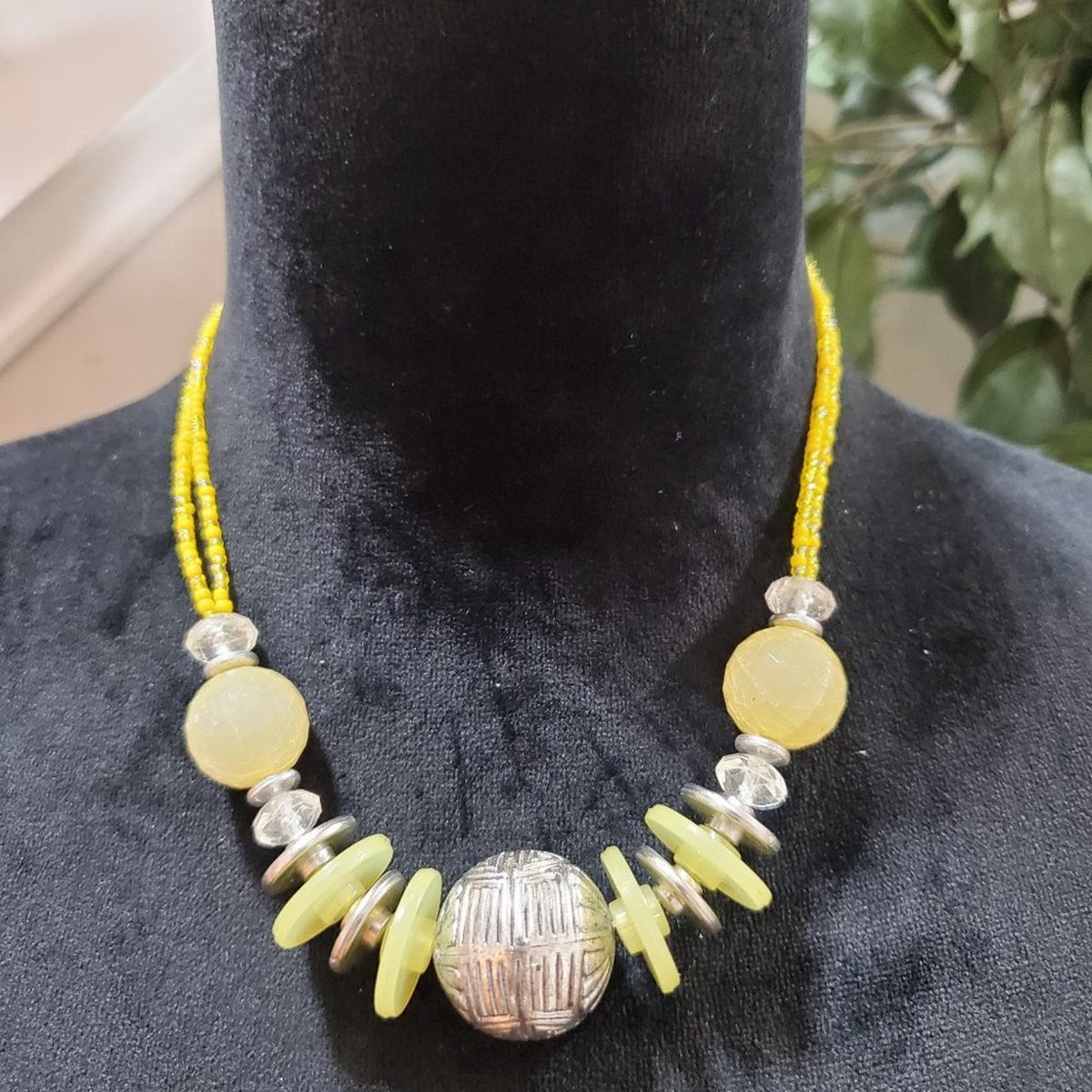 Vintage Art Deco Yellow and Clear Glass Bead with Lobster Clasp Necklace