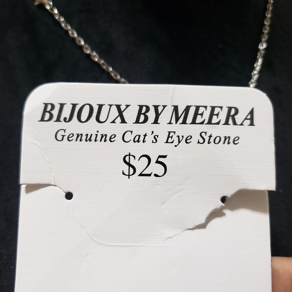 Bijoux by Meera Womens Genuine Eye Cat Stone Pendant Necklace