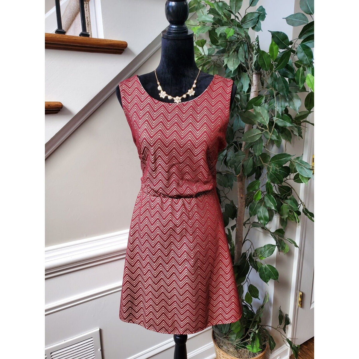 Women's Maroon & White Polyester Round Neck Sleeveless Knee Length Dress Size XL