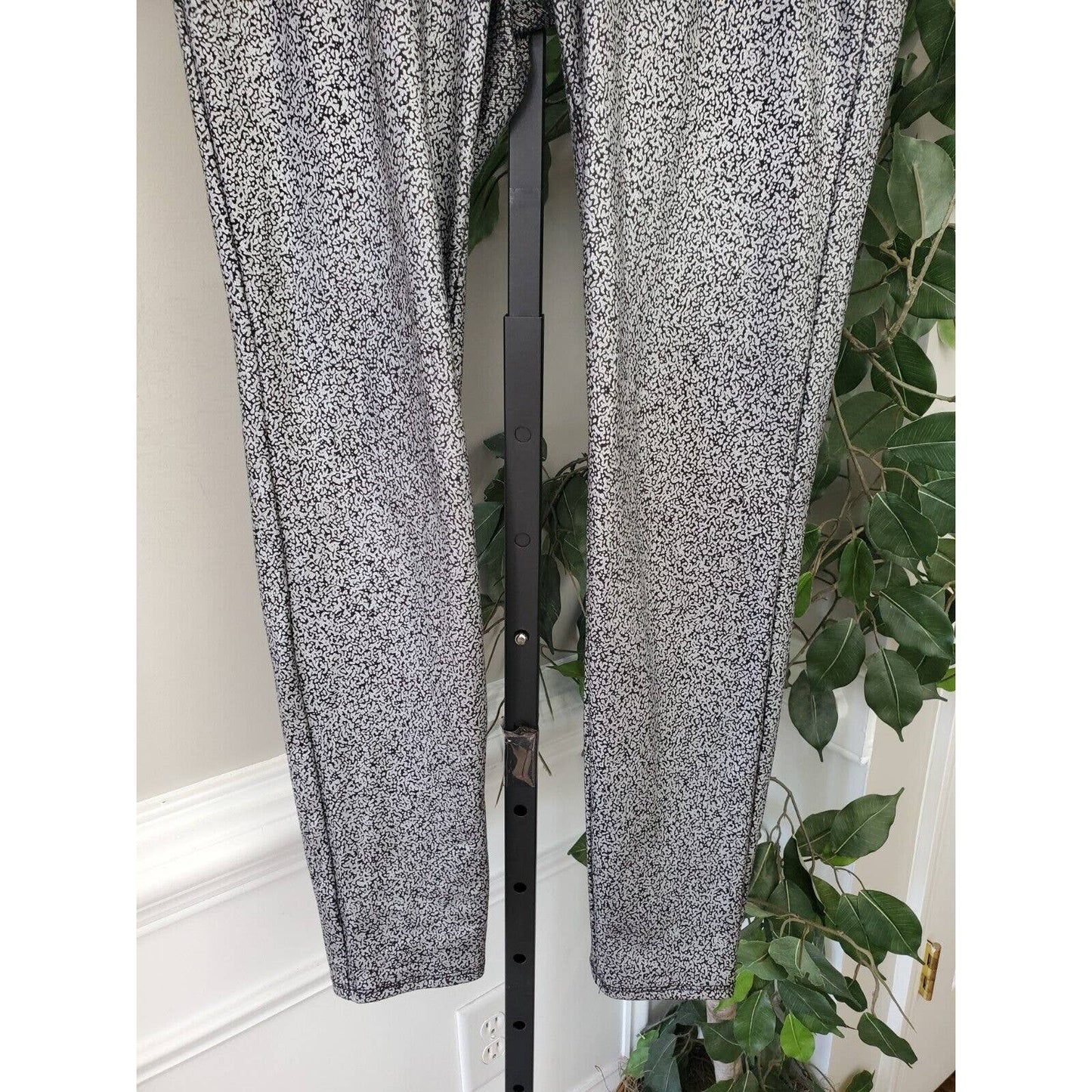 Faded Glory Women Gray Polyester Pull On Mid Rise Skinny Fit Casual Pant Size M