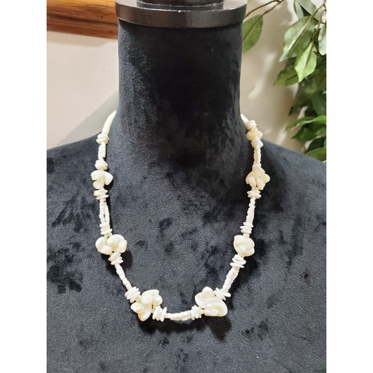 Women's Twisted White Chip & Sliced Shell Vintage Bead Necklace