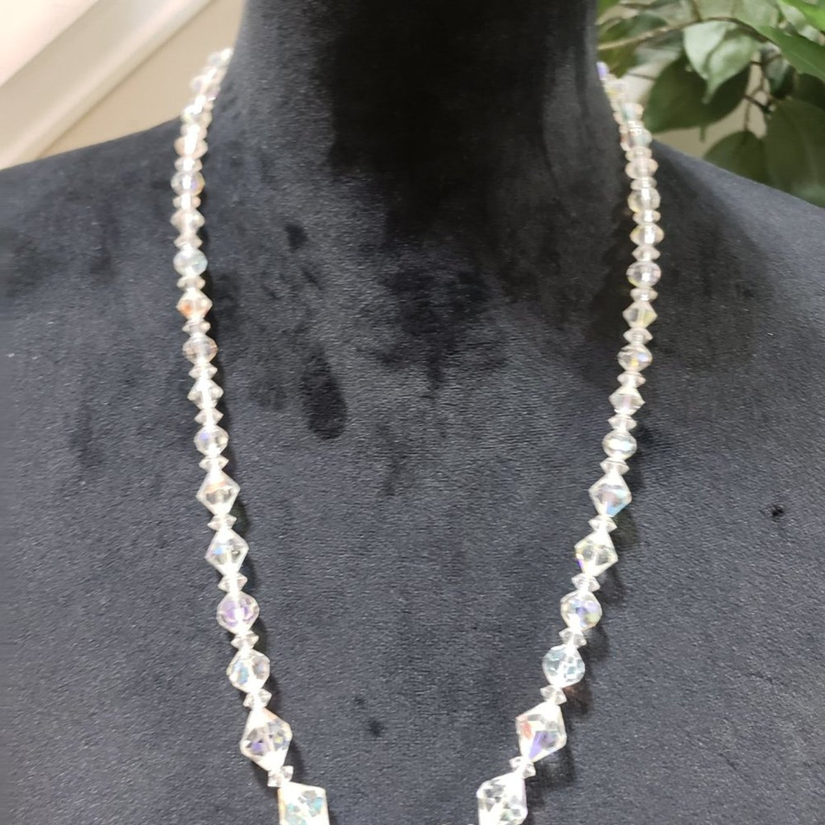Women's Classic Round Beaded Crystal Choker Stylish Necklace