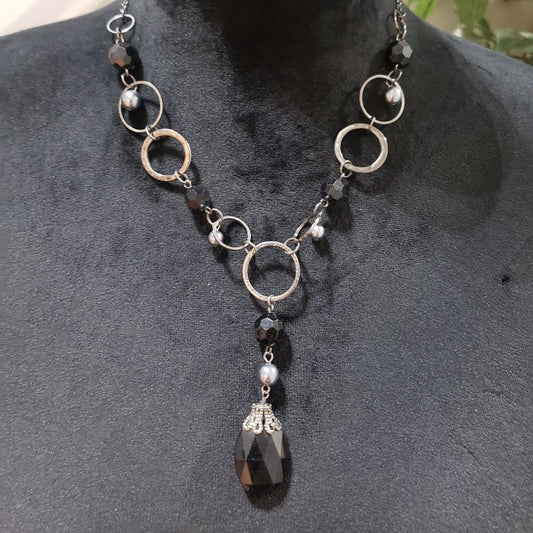 Womens Fashions Black Glass Round Stones Collar Necklace with Lobster Clasp