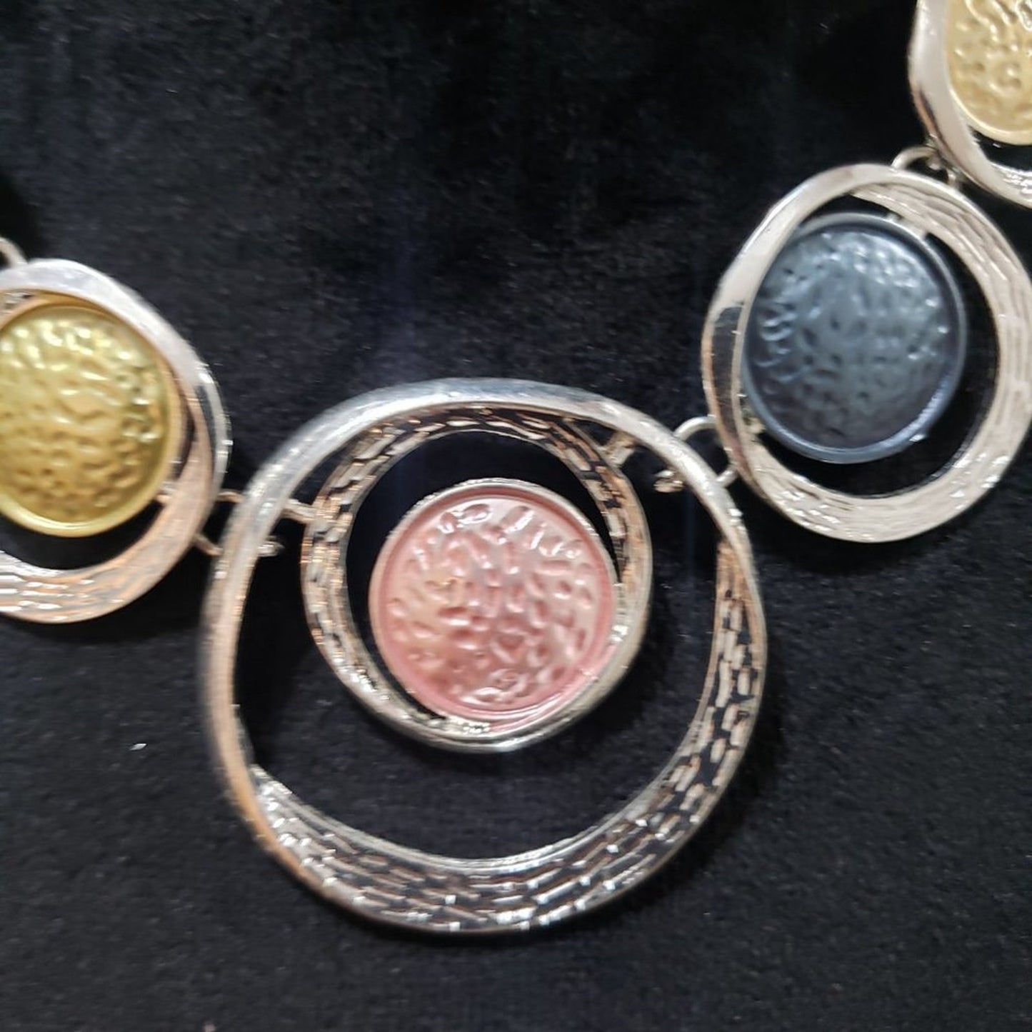 Womens Fashionable Zinc Alloy Round Decor Charm Necklace w/ Lobster Clasp