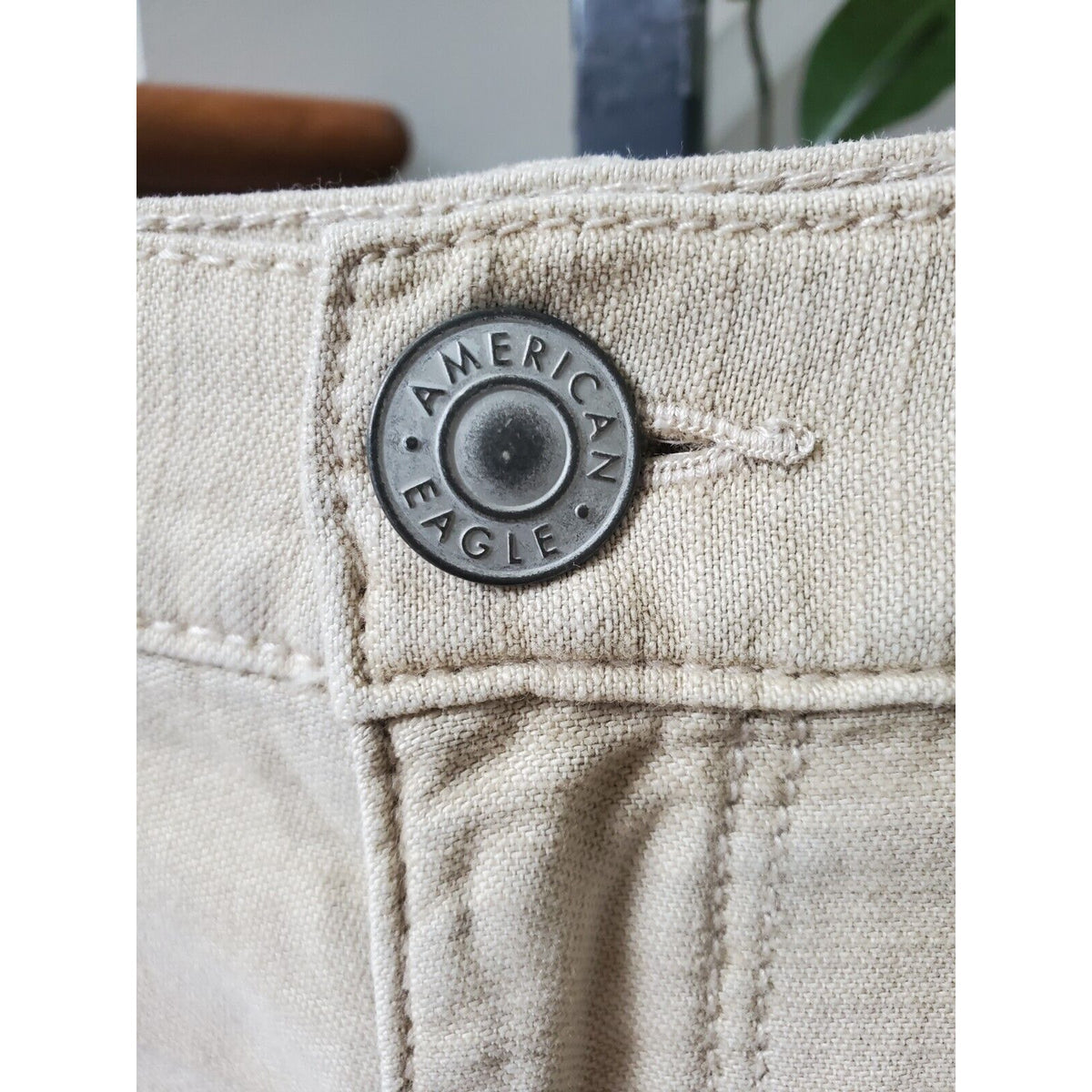 American Eagle Outfitters Womens Beige Solid Cotton High Rise Mom Shorts Size 4