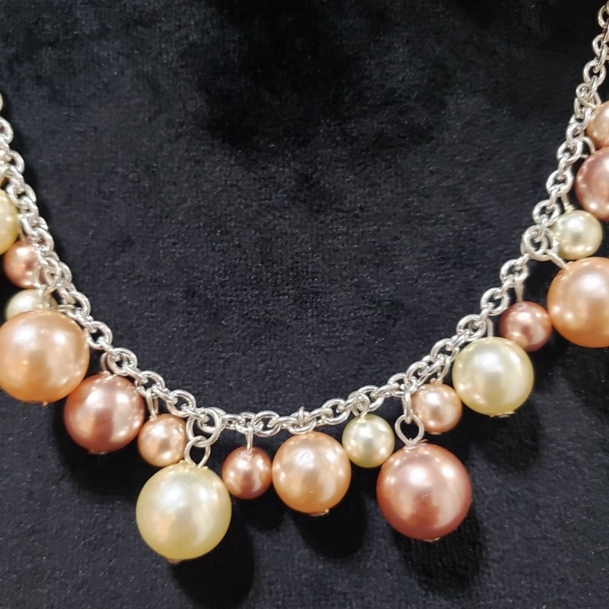 Women's Liz Claiborne Gold Tone Faux Pearl Adjustable Chain Necklace